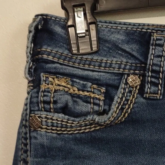 Silver Jeans - Suki Mid Pencil Skinny Shorts size 27 - Picture 2 of 10